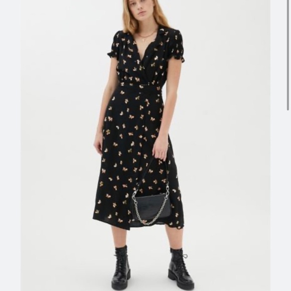 Urban Outfitters Dresses & Skirts - Urban Outfitters Spring Day Butterfly MIDI Wrap Dress